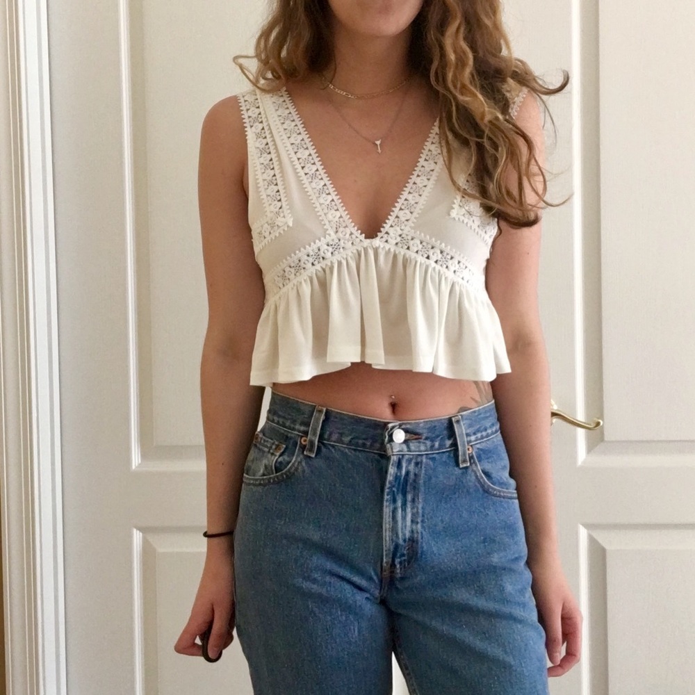 Deep V Neck Sleeveless Ruffle Crop Top - White - Picture 2 of 8